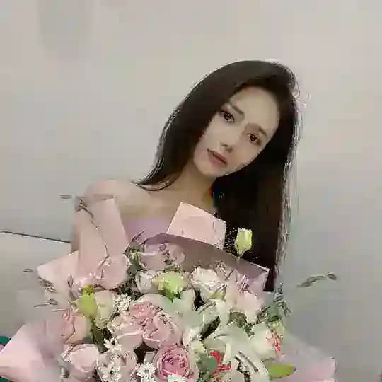 小雅 在深圳