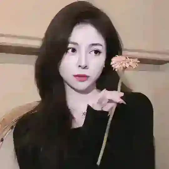 希希的窝 Profile