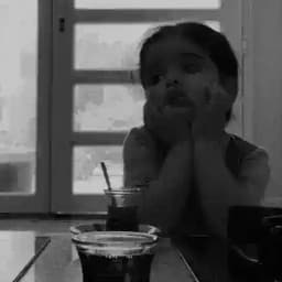 ,,,خۆزگەیی کچێــکـ🩵🦋 Profile