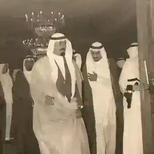 يَ .