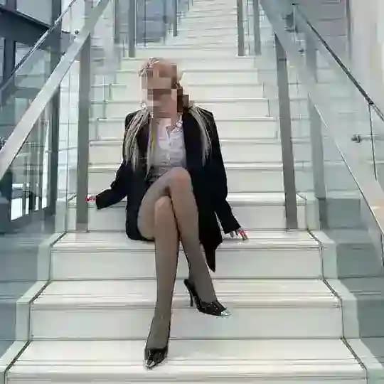 小依依爱你们 Profile