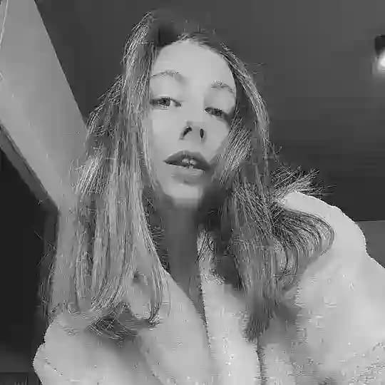 одна из рода Юлиев
