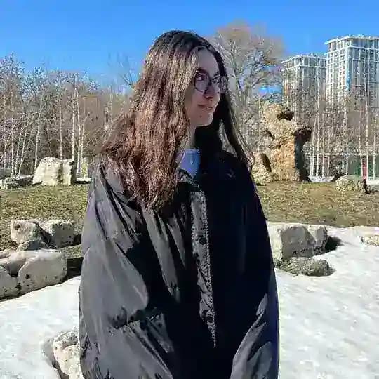 януш болтает