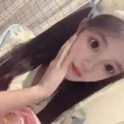 小摇的后宫团。 Profile