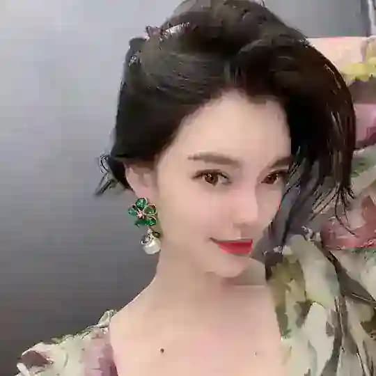 深圳福田清瑶 潮喷风骚御姐🉑多人🉑女王