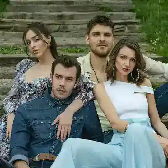 یاری بەخت🤍.
