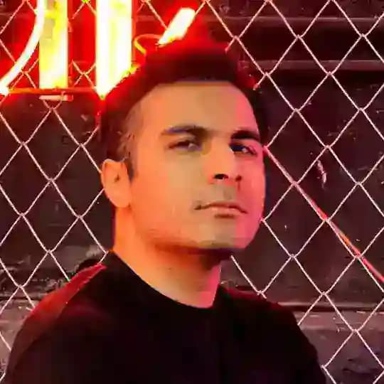 YasinOmidvar | آموزش موشن