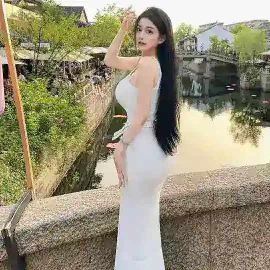 闵行虹桥大胸退役空姐意涵（关注频道防止失联） Profile