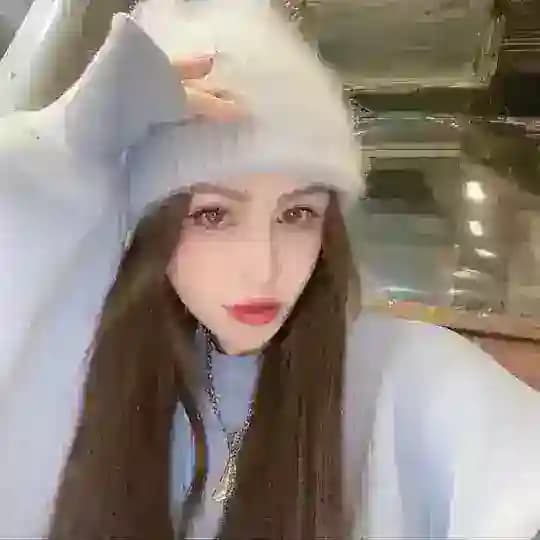 广州 新疆混血美女曼曼👠E➕大🐻👅（熬夜版）