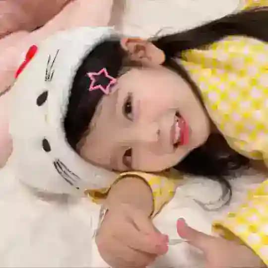 UU｜萝莉学生中转站