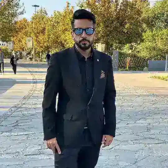 زبان میلاد قریشی