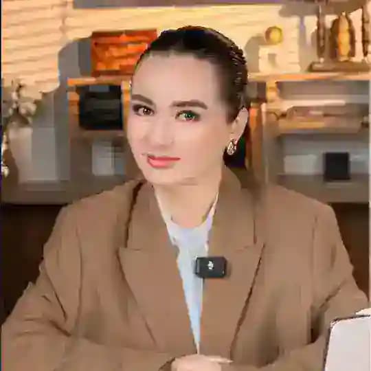 Zarina Ismoilovna “ Rus tili ”