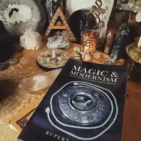 🔮𝕷𝖔𝖗𝖊𝖓𝖈 𝖒𝖆𝖌𝖎𝖎 🔮