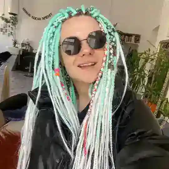 ॐ Znakoma.dreads |КУДРИ ДРЕДЫ КОСЫ БРЕЙДЫ ЛУЛА ПЕРЬЯ ЗАПЛЕСТИ МОСКВА