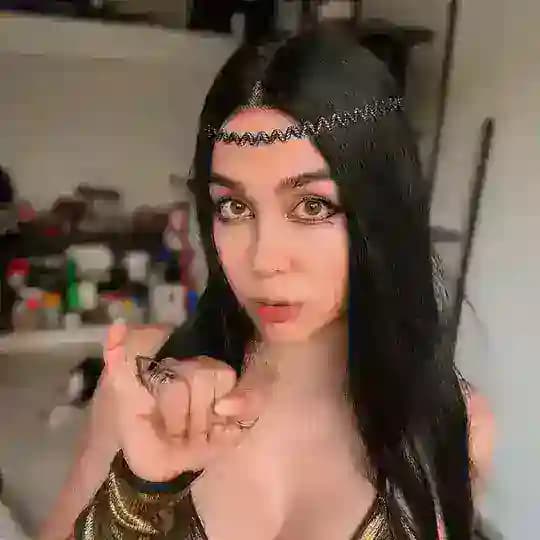 Vita Celestine | Lina