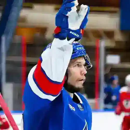 Валентин Зыков 90