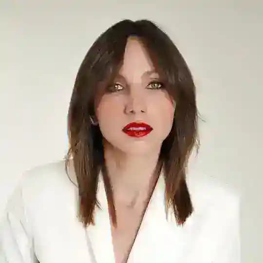 АННА ДЮЖАЕВА | Логопед IQ