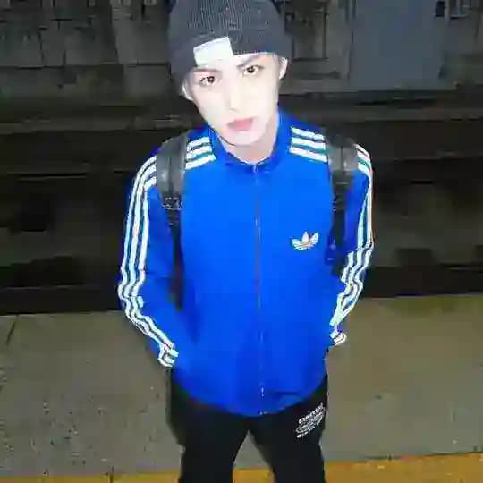 강JJE