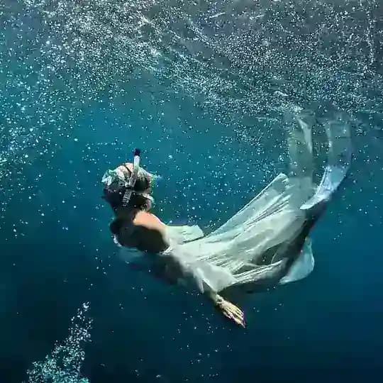 Lady Diver