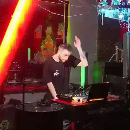 XHIEDX