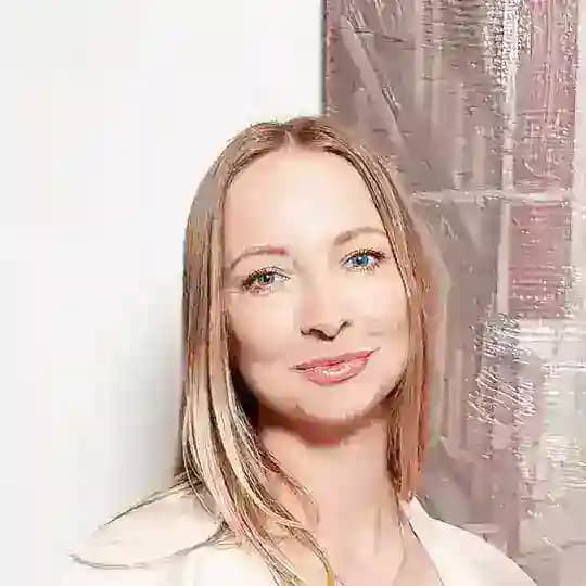 Между нами
