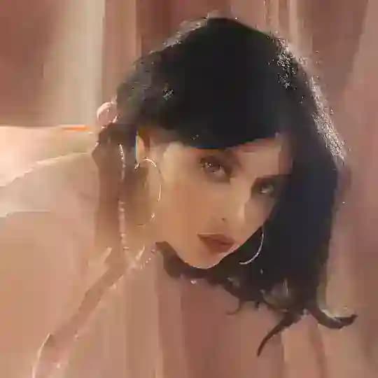 Аня Лихотворик