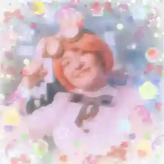 Нлопа не косплеит