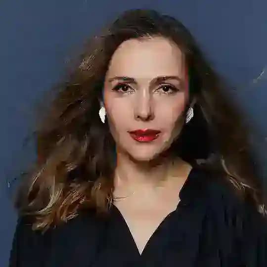 Елена Панова