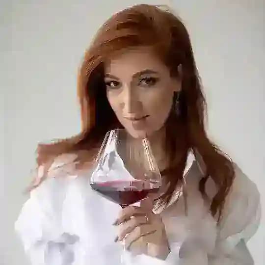 Училка по бокалу