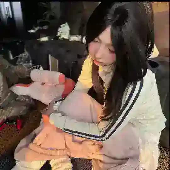 女厕偷拍 Profile