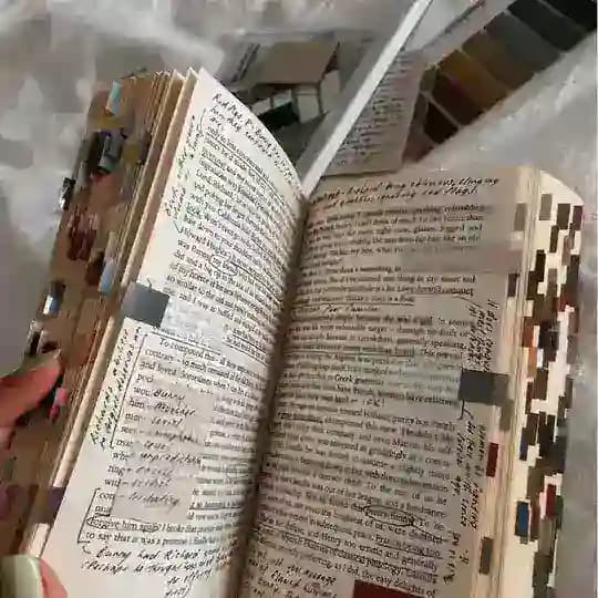 book📕