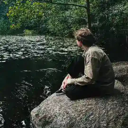 На стороне Б