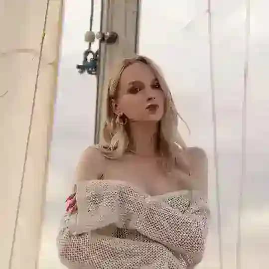 Диана имеет сказать