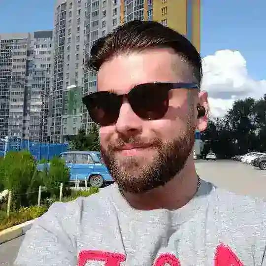 Приключения историка