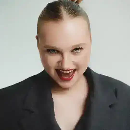 ALINA DÚBINA