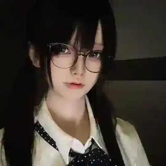 反差酱 Profile