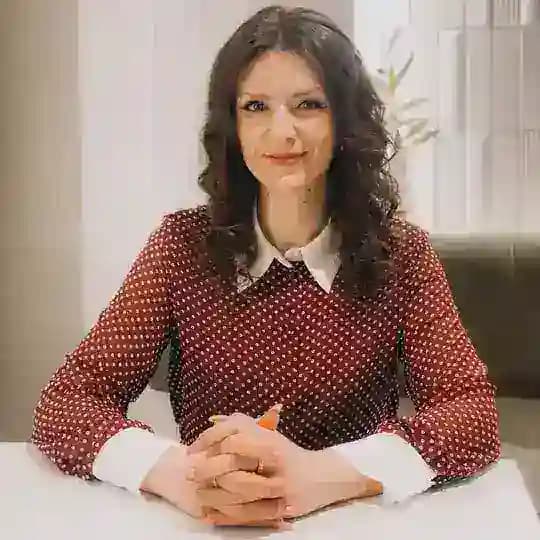 Kristina Sharykina | LATAM