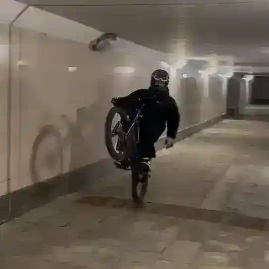 F L 1 k