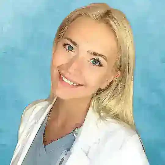 Доктор Головина Вероника