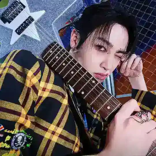 ɪɴ ʟᴏᴠᴇ ᴡɪᴛʜ ➳❥🩷ʜᴜɴᴛᴇʀ˚⋆