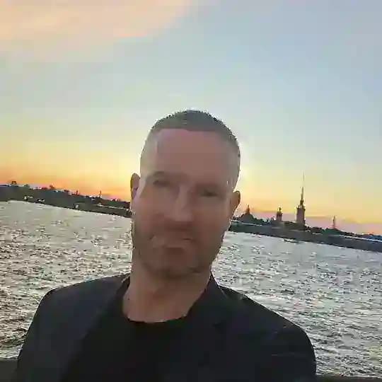 Андрей Савельев