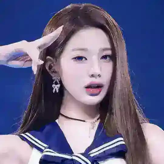 Nyoungette • Jang Wonyoung