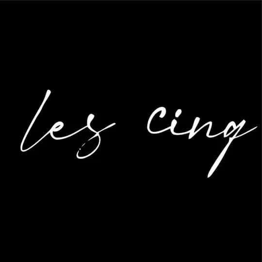 les cinq