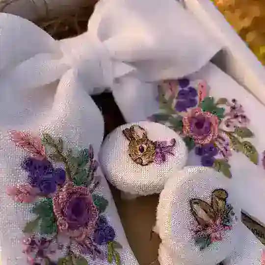 ВышиваЛОСЬ