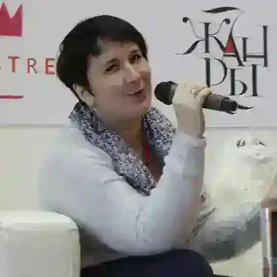 Писательница Косухина Наталья