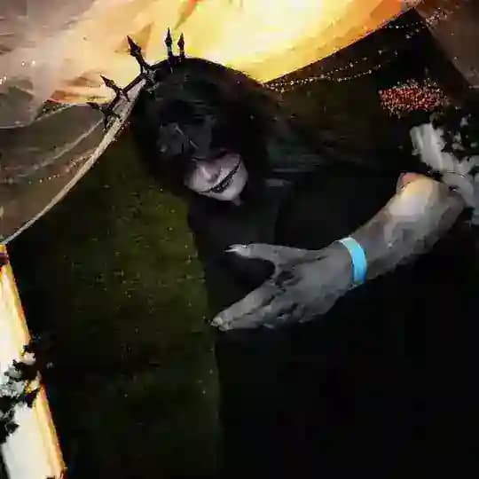 ❦ ⒸⒽⒾ ❦