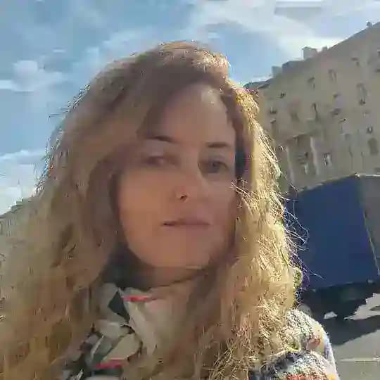 Юхананова "Просто про PR"