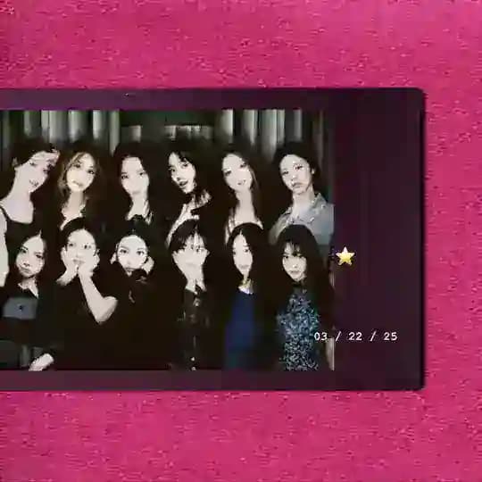 90’s 𝓣eenage Girls. (HOLD SFS.)