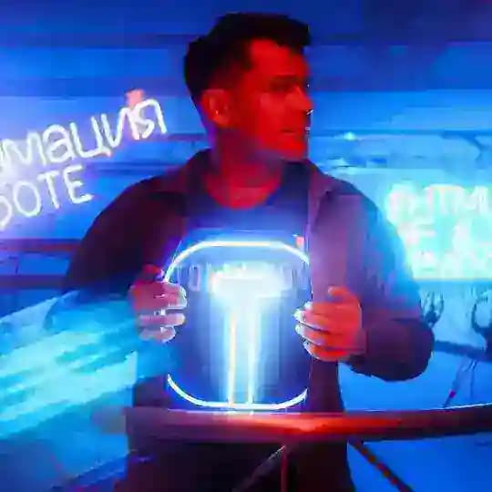 Толкунов двигает