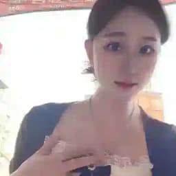 小L Profile